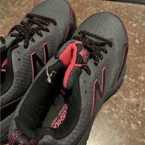 New Balance Composite Toe Electrical Hazard Athletic Work Shoe